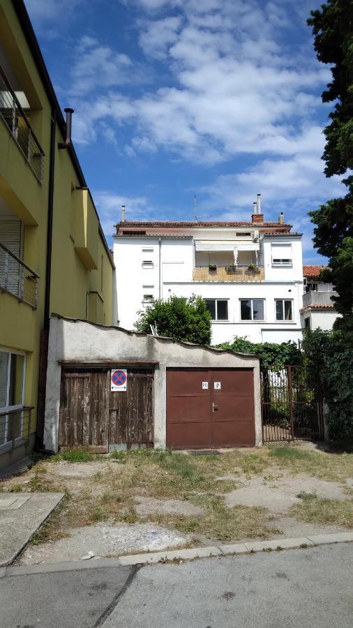 Apartma Soncek Ізола Екстер'єр фото